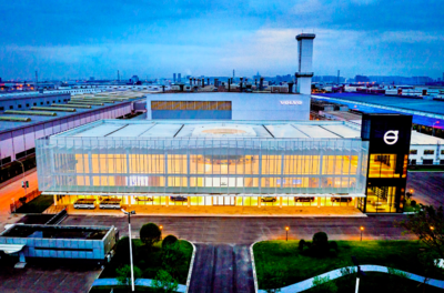 重磅!成都經(jīng)開(kāi)區(qū)簽下高端車(chē)型項(xiàng)目 年產(chǎn)3萬(wàn)臺(tái)!